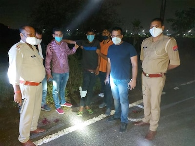 Encounter Between Noida Police And Criminals, One Arrested | नोएडा: पुलिस  और बदमाशों के बीच मुठभेड़, 25 हजार का इनामी बदमाश पुलिस के हत्थे चढ़ा