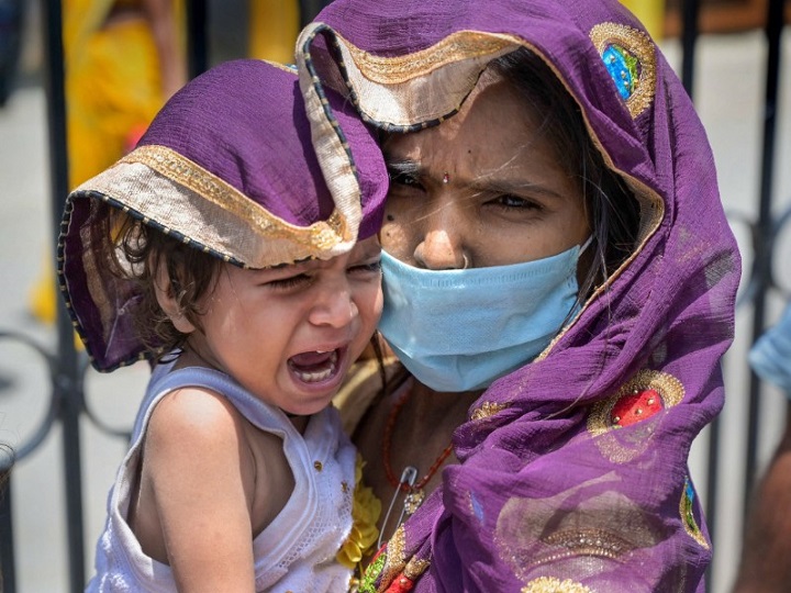 Coronavirus: देश में दो लाख के करीब पहुंचे संक्रमण के मामले, पिछले 24 घंटों में हुई 204 लोगों की मौत Coronavirus: india case count rises to 198706 lakhs, 5598 deaths