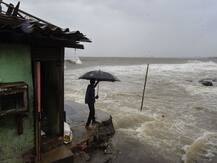 Cyclone Nisarga: महाराष्ट्र और गुजरात पर अगले 6-7 घंटे भारी, निसर्ग तूफान की रफ्तार तेज हुई | बड़ी बातें