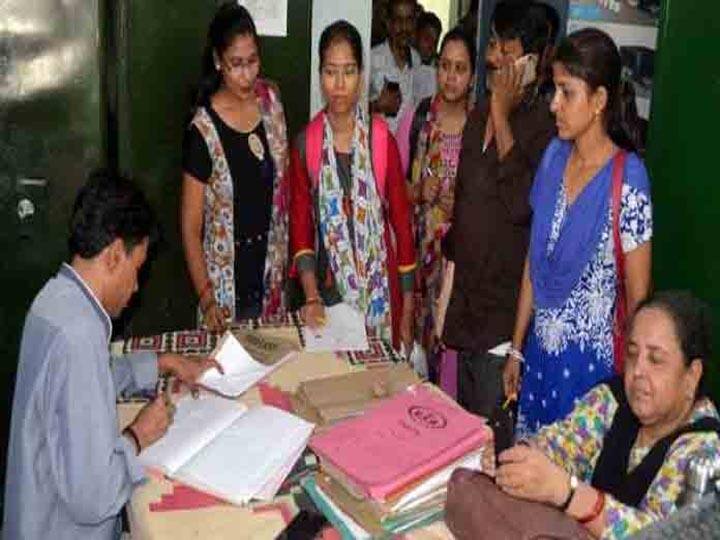 यूपी शिक्षक भर्ती में फिर गड़बड़झाला, अफसरों की जल्दबाजी में अपात्रों को मिला नियुक्ति पत्र