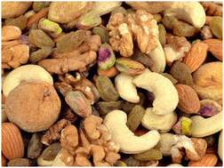 डायबिटीज में खाएं ये 5 हेल्दी और टेस्टी स्नैक्स, यात्रा में भी ले जा सकते हैं साथ