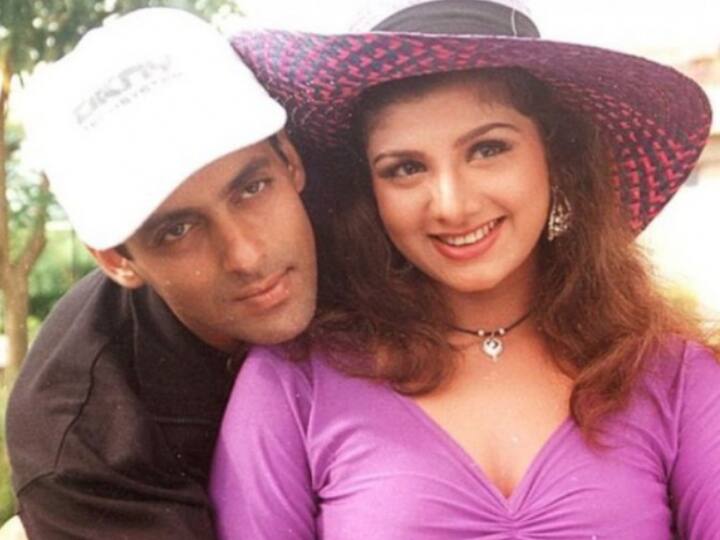 साल 1997 में उन्होंने सलमान खान और करिश्मा कपूर के साथ मिलकर सुपरहिट फिल्म जुड़वा दी. फिल्म में उनकी सिंपलीसिटी ने लोगों का दिल जीत लिया. इसके अगले साल एक बार फिर वह सलमान खान के साथ फिल्म बंधन में दिखाई दीं.