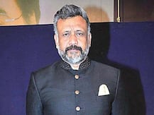 अनुभव सिन्हा ने दिया अनोखा चैलेंज, 2 अक्टूबर को अल्पसंख्यकों के आगे घुटने टेक सिर झुकाए लोग