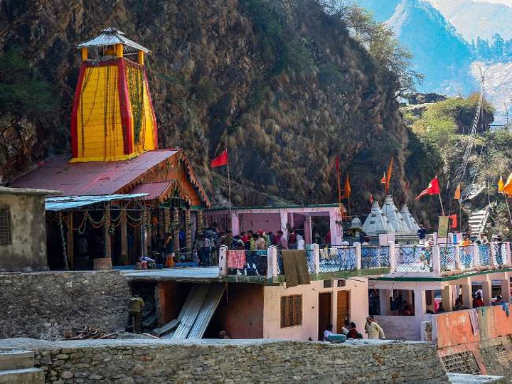 उत्तराखंड: 8 जून से शुरू होने वाली चारधाम यात्रा का यमुनोत्री के तीर्थ पुरोहितों ने किया विरोध, बोले- इंतजार करे सरकार Uttarakhand Yamunotri Dham Priests Opposed Chardham Yatra starting from 8 June