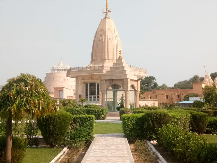 कोरोना वायरस की वजह से हुए लॉकडाउन ने पर्यटन उद्योग को किया प्रभावित, हस्तिनापुर से दूर हुए पर्यटक Meerut Hastinapur tourism affected due to Coronavirus lockdown