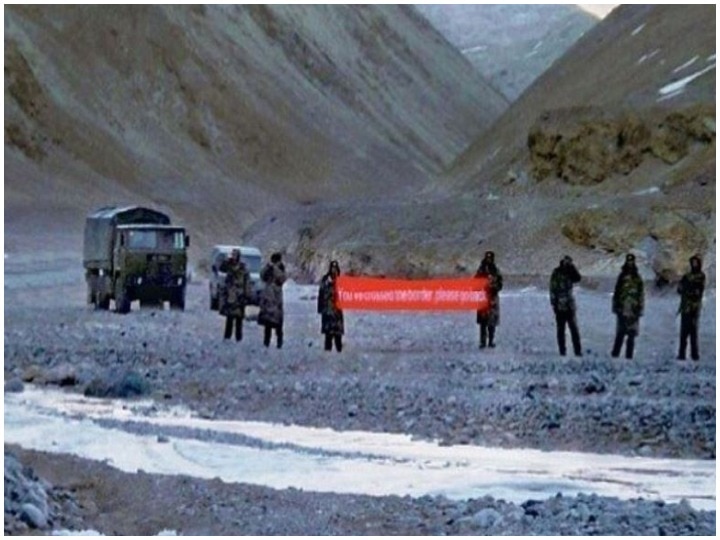 China has dismantled dozens of structures and moved vehicles in disputed border लद्दाख: सैटलाइट तस्वीरों से खुलासा, पैंगोंग के उत्तरी क्षेत्र से पीछे हटने लगे चीनी सैनिक