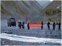 लद्दाख: सैटलाइट तस्वीरों से खुलासा, पैंगोंग के उत्तरी क्षेत्र से पीछे हटने लगे चीनी सैनिक