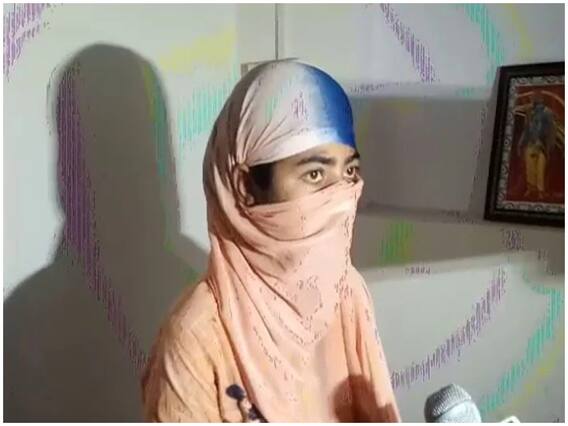 यूपी: 25 स्कूलों में पढ़ाकर कथित तौर पर एक करोड़ वेतन लेने वाली टीचर गिरफ्तार