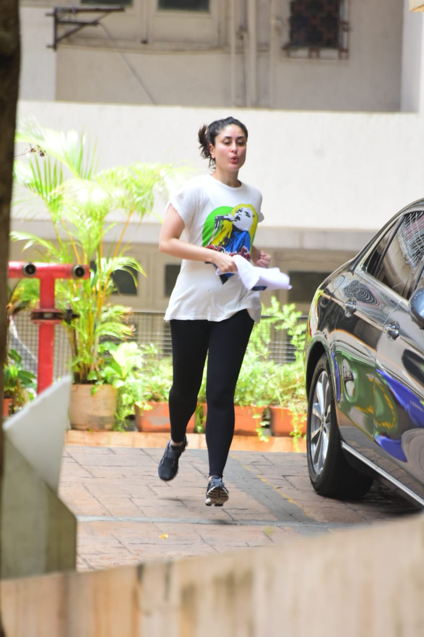 Spotted: Kareena Kapoor Khan's weight has increased in lockdown, see photos while doing outdoor workouts