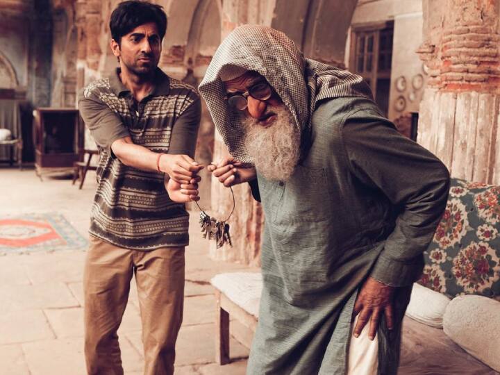 Gulabo Sitabo Movie Review: देखने से पहले जानें कैसी है अमिताभ बच्चन और आयुष्मान खुराना की 'गुलाबो सिताबो', पढ़ें Critics Review Gulabo Sitabo Movie Review Amitabh bachchan Ayushmann Khurrana Gulabo Sitabo Movie Review: देखने से पहले जानें कैसी है अमिताभ बच्चन और आयुष्मान खुराना की 'गुलाबो सिताबो', पढ़ें Critics Review