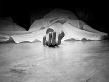 बरेलीः गाड़ी में मिला शव, पुलिस जांच में जुटी, पोस्टमॉर्टम के बाद होगा खुलासा