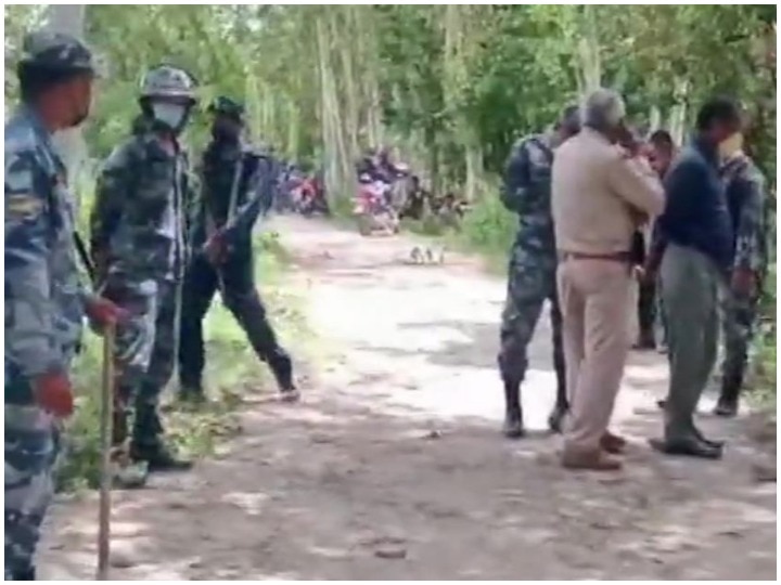 Bihar, Sitamarhi:  skirmish on Nepal border due to Indians meets Nepalese daughter-in-law, Nepal police firing on border नेपाली बहू से भारतीयों की मुलाकात बनी नेपाल सीमा पर झड़प की वजह, बॉर्डर पर नेपाल पुलिस ने की थी फायरिंग