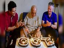 भारत के सबसे उम्रदराज क्रिकेटर वसंत रायजी का निधन, 100वें जन्मदिन पर सचिन के साथ काटा था केक