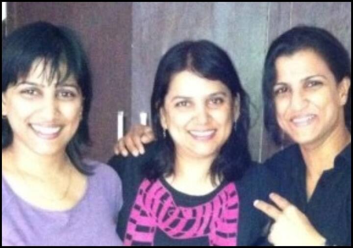 सुशांत चार बहनों के एकलौते भाई थे. उनकी एक बहन और मां का पहले ही निधन हो चुका है. सुशांत के पिता पटना में रहते हैं और इस खबर के आने के बाद से वो भी सदमे में हैं.