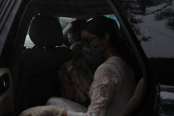 उनका दम फांसी पर लटकने की वजह से घुटा है. इस रिपोर्ट को पुलिस के हवाले कर दिया गया है. (Photo Credit: Manav Manglani)