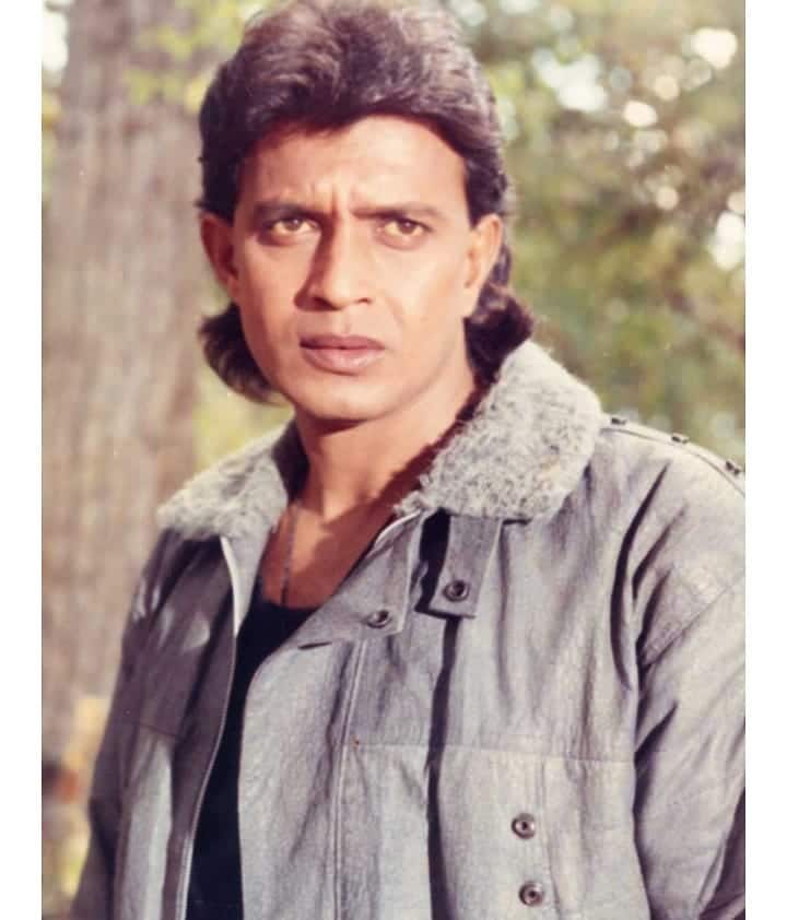 मिथुन चक्रवर्ती ने बंगाली, हिंदी, ओड़िया, भोजपुरी, तमिल, तेलुगु, कन्नड़ और पंजाबी फिल्मों सहित 350 से भी ज्यादा फिल्मों में काम किया है.