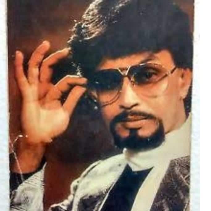 इन सबके अलावा वह टीवी पर आने वाले पॉपुलर डांस रियलिटी शो डांस इंडिया डांस के सुपर जज यानी ग्रैंडमास्टर रह चुके हैं।