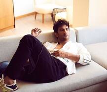 IN PICS: अधूरी रह गई सुशांत सिंह राजपूत की ये ख्वाहिशें, खुद शेयर की थी अपने इन 50 सपनों की लिस्ट