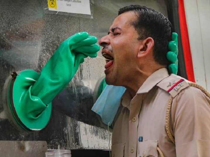 Coronavirus: देश में पिछले 24 घंटों में सामने आए 10667 नए मामले, पिछले एक दिन में हुई 380 लोगों की मौत Coronavirus: india case count rises to 343091 lakhs, 9900 deaths Coronavirus: देश में पिछले 24 घंटों में सामने आए 10667 नए मामले, पिछले एक दिन में हुई 380 लोगों की मौत