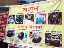 ऑपरेशन ऑलआउट: सुरक्षाबलों के आतंकियों को मारने की संचुरी पूरी करने पर लोगों ने मनाया जश्न