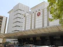 यूपी: नोएडा में कोरोना संदिग्ध छात्रा ने अस्पताल से कूदकर आत्महत्या की