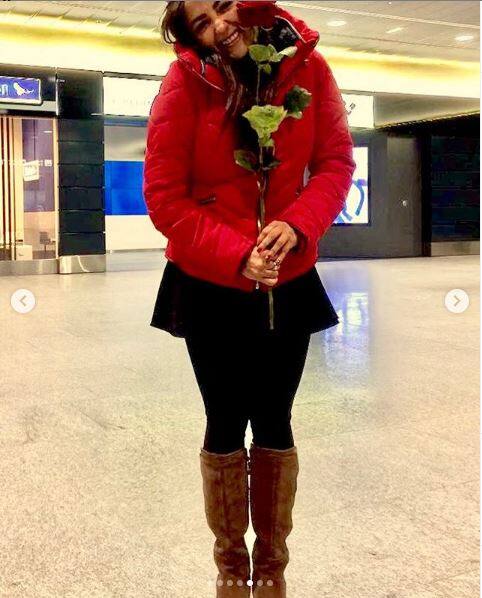 मोनाली ठाकुर- मोनाली आज किसी परिचय की मोहताज नही हैं. अपनी मनमोहिनी आवाज से समां बांध देने वालीं मोनाली ठाकुर को 'मोह मोह के धागे' गाने के लिए नेशनल अवॉर्ड मिल चुका है. वहीं मोनाली आज कई शोज को जज भी करती हैं.