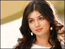 सुशांत सिंह की मौत के बाद आयशा टाकिया ने स्वीकारी बॉलीवुड में बुलिंग की बात, इंडस्ट्री को लेकर किया ये खुलासा