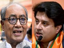 दिग्विजय सिंह ने पायलट और सिंधिया पर साधा निशाना, कहा- लालच के चलते कांग्रेस के साथ किया धोखा