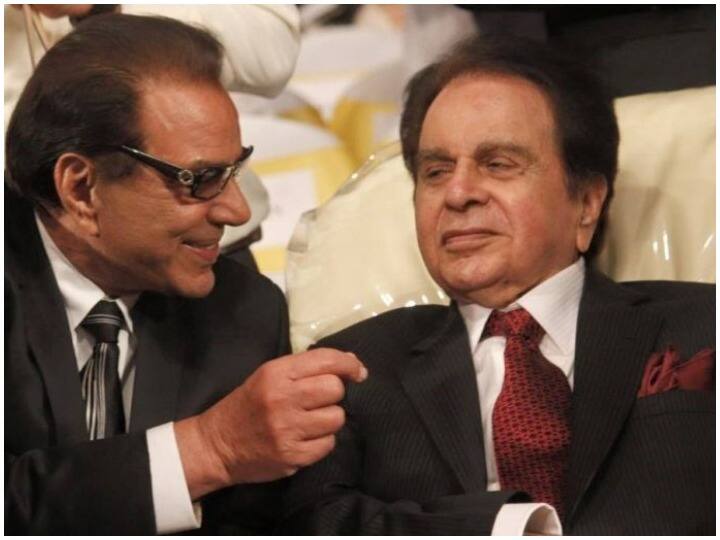 Dharmendra shares throwback video of Dilip Kumar दिलीप कुमार का थ्रोबैक वीडियो धर्मेंद्र ने किया शेयर, सोशल मीडिया पर हुआ वायरल