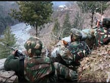 जम्मू-कश्मीर: पाकिस्तान ने फिर किया सीजफायर का उल्लंघन, सीमा के पास चौकियों और गांवों को बनाया निशाना