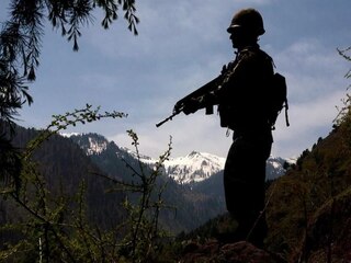 केरलः चीनी सैनिकों के साथ झड़प में घायल हुए हवलदार के वीडियो कॉल से परिवार के चेहरे पर आयी खुशी