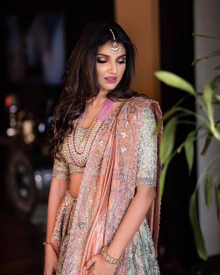 मिहिका बजाज ने अपने इंस्टाग्राम एकाउंट से प्री-वेडिंग सेरेमनी से जुड़ी कुछ तस्वीरें साझा की हैं. (Photo Credit: Instagram)