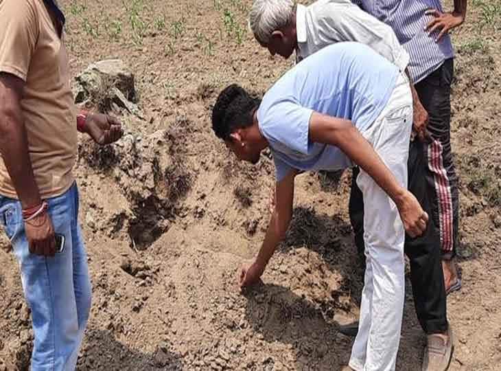 जम्मू कश्मीरः पाकिस्तान की LOC पर गोलीबारी, एक भारतीय जवान शहीद Pakistan firing on LOC in Jammu Kashmir a soldier of the Indian Army martyred ANN जम्मू कश्मीरः पाकिस्तान की LOC पर गोलीबारी, एक भारतीय जवान शहीद