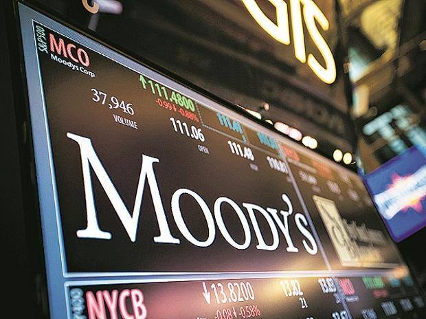 Moody projects Indian economy to shrink 3 point 1 pc in 2020 भारत की GDP में आ सकती है 3.1 फीसदी की गिरावट, 2021 में आएगी तेजी: मूडीज