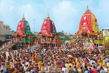 Jagannath Rath Yatra: धूमधाम से निकाली जा रही है रथयात्रा, देखें तस्वीरें