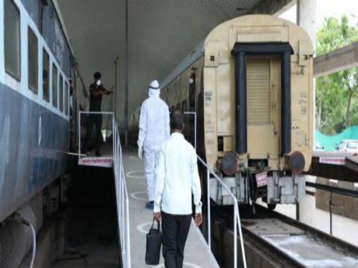Delhi: Shakurbasti railway isolation coach operational, Corona patients start arriving दिल्ली: ऑपरेशनल हुए शकूरबस्ती के रेलवे आइसोलेशन कोच, कोरोना पेशेंट्स का आना शुरू