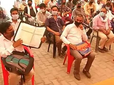 जुलाई महीने में Employment Recovery Rate कम, सरकार को और लगाना होगा दम जुलाई महीने में Employment Recovery Rate कम, सरकार को और लगाना होगा दम