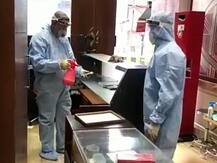 UP: मेरठ में कोरोना वायरस के खात्मे के लिए कराई जा रही है अनोखी 'कोवी कोटिंग', 3 महीने तक संक्रमण का खतरा नहीं होने का दावा