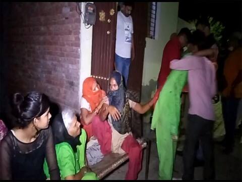 यूपी: मेरठ में युवती की शादी कहीं और तय होने से नाराज युवक ने युवती, उसके पिता और भाई को मारी गोली यूपी: मेरठ में युवती की शादी कहीं और तय होने से नाराज युवक ने युवती, उसके पिता और भाई को मारी गोली