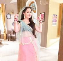 IN PICS: कोरोना वायरस के बीच शुरू हुई 'भाबी जी घर पर हैं' की शूटिंग, इस अंदाज में दिखे सितारे