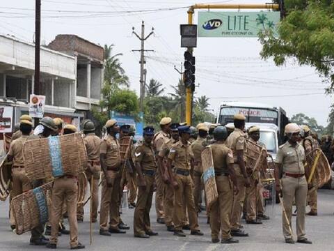 जयराज-फेनिक्स मामला: अस्पताल में भर्ती कराने के कुछ घंटों बाद ही हो चुकी थी दोनों की मौत जयराज-फेनिक्स मामला: अस्पताल में भर्ती कराने के कुछ घंटों बाद ही हो चुकी थी दोनों की मौत