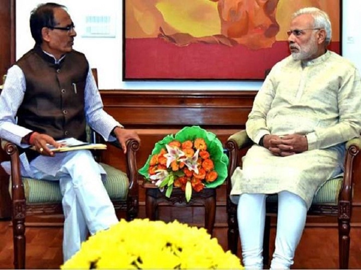 Madhya Pradesh CM Shivraj Singh Chouhan meets PM Modi amid speculations of cabinet expansion MP: मंत्रिमंडल विस्तार की सुगबुगाहट के बीच पीएम मोदी से मिले शिवराज, कोरोना के खिलाफ उठाए कदमों की दी जानकारी