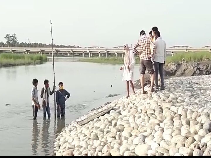 यूपी: सहारनपुर में बाढ़ से बचाव कार्य का मंत्री ने किया निरीक्षण, खामियों को ठीक करने के दिए निर्देश