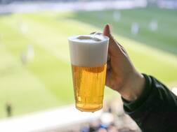 पटना में शराब और तमंचे के साथ खुल्लम खुल्ला की पार्टी, फिर फेसबुक पर किया लाइव