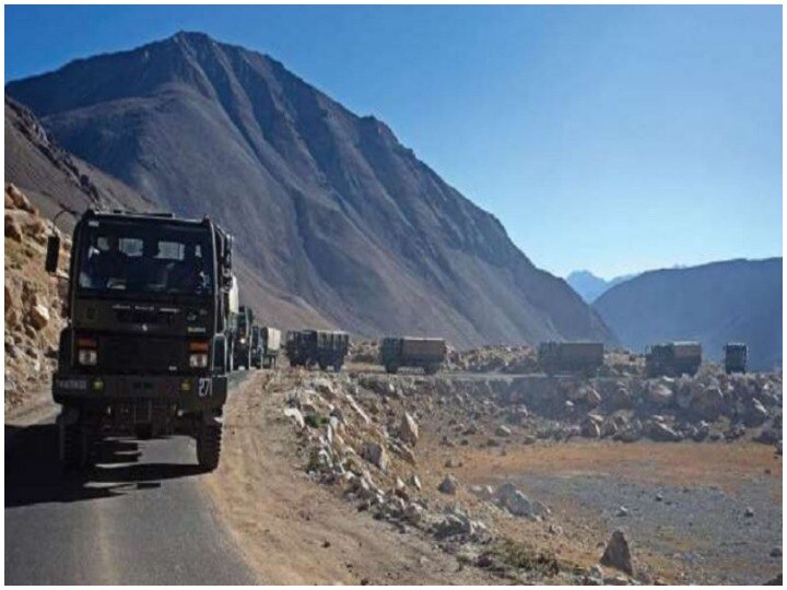 India China News Updates: Army deploy tanks and additional troops at LAC ANN सीमा पर तनाव: भारत ने LAC पर चीन के खिलाफ की है जबरदस्त किलेबंदी, एक क्लिक में पढ़ें कैसी है तैयारी