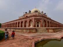 तीन महीने बाद कुतुब मीनार, हुमायूं का मकबरा समेत अन्य स्मारकों को फिर से खोला गया, देखें तस्वीरें