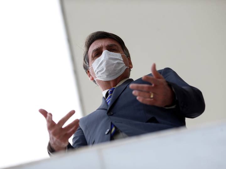 brazil president jair bolsonaro coronavirus positive COVID 19: ब्राजील के राष्ट्रपति जेयर बोल्सोनारो कोरोना वायरस से हुए संक्रमित