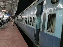 Train/Flights Schedule Today: खराब मौसम के कारण ये ट्रेनें रद्द, श्रीनगर-लेह राजमार्ग खुला