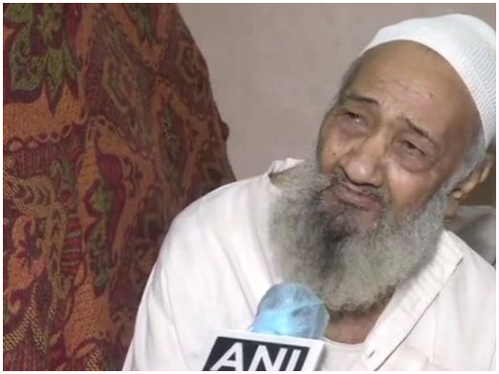 Delhi Mukhtar Ahmed 106 year old recovered from COVID19 दिल्ली में 106 साल के शख्स ने दी कोरोना को मात, 1918 में स्पेनिश फ्लू भी कुछ नहीं बिगाड़ पाया था