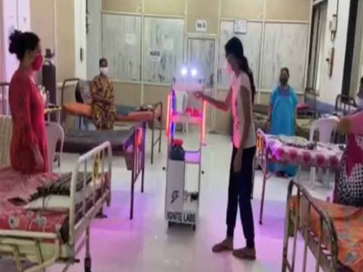 भोपाल: हमीदिया अस्पताल में बिजली चले जाने से 3 कोरोना मरीजों की मौत, सीएम शिवराज ने दिए जांच के आदेश Bhopal Hamidia Hospital 3 Corona Patients Died were on ventilator support after electricity cut भोपाल: हमीदिया अस्पताल में बिजली चले जाने से 3 कोरोना मरीजों की मौत, सीएम शिवराज ने दिए जांच के आदेश